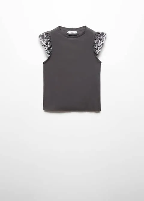 T-shirt with ruffled sleeves