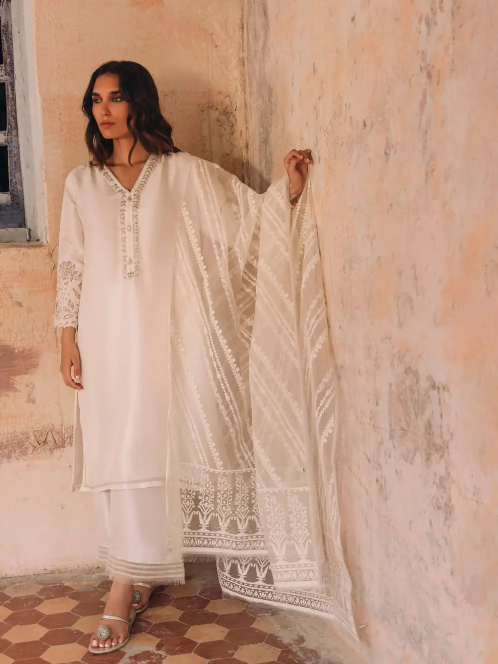 SKINNY MALTA KURTA W/ IZAAR & DUPATTA