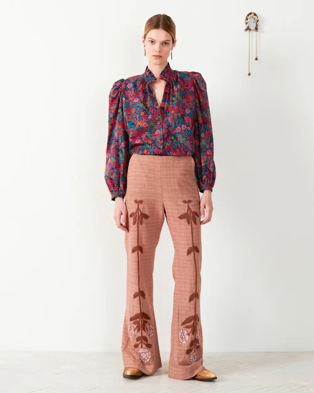 Charlie Jute Embroidered Pant