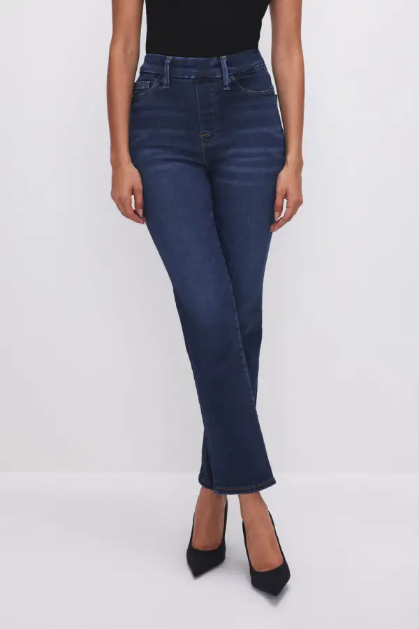 POWER STRETCH PULL-ON STRAIGHT JEANS